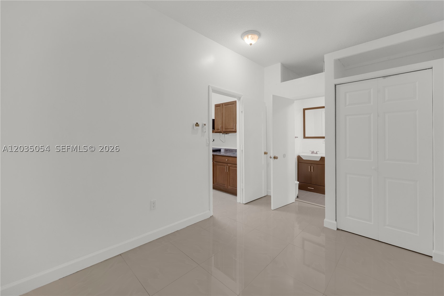 MOODY DRIVE HOMES - Residential