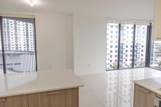 5252 PASEO CONDO - Residential Lease