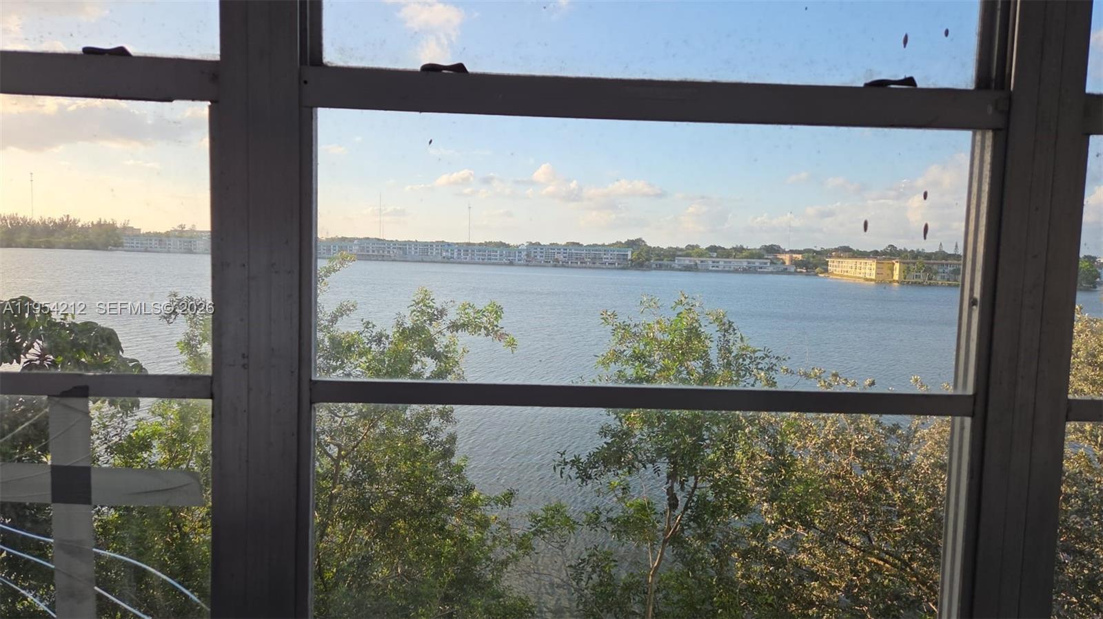 BUCKLEY TOWERS CONDO - EA - Residential