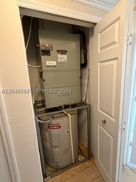 PUERTA DE PALMAS CONDO - Residential Lease