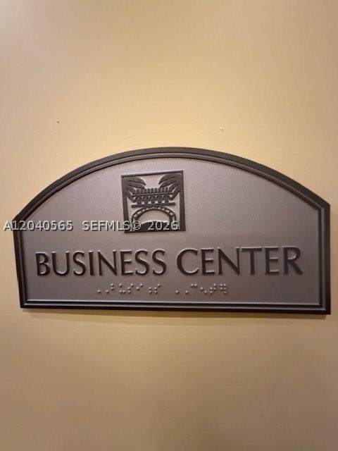 PUERTA DE PALMAS CONDO - Residential Lease