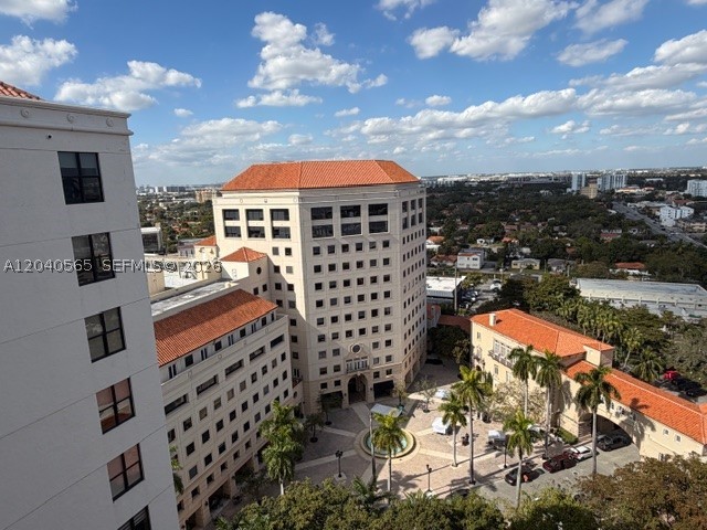 PUERTA DE PALMAS CONDO - Residential Lease