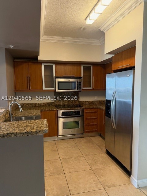 PUERTA DE PALMAS CONDO - Residential Lease