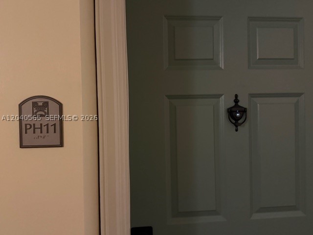 PUERTA DE PALMAS CONDO - Residential Lease