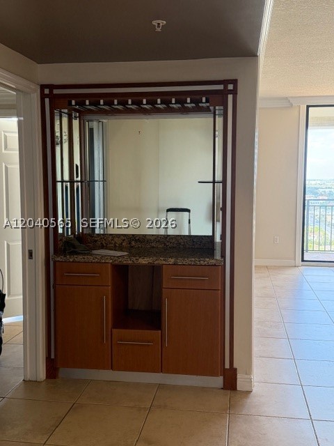PUERTA DE PALMAS CONDO - Residential Lease