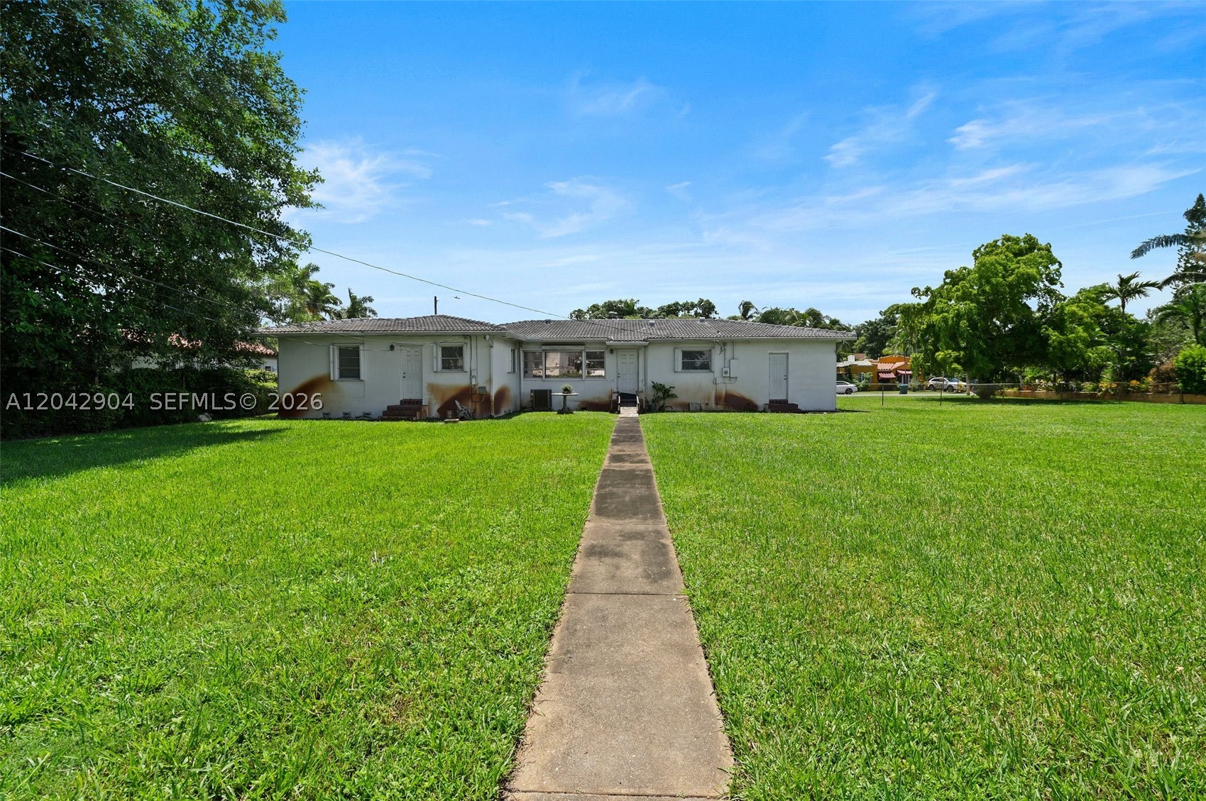 DANIA HEIGHTS - Residential