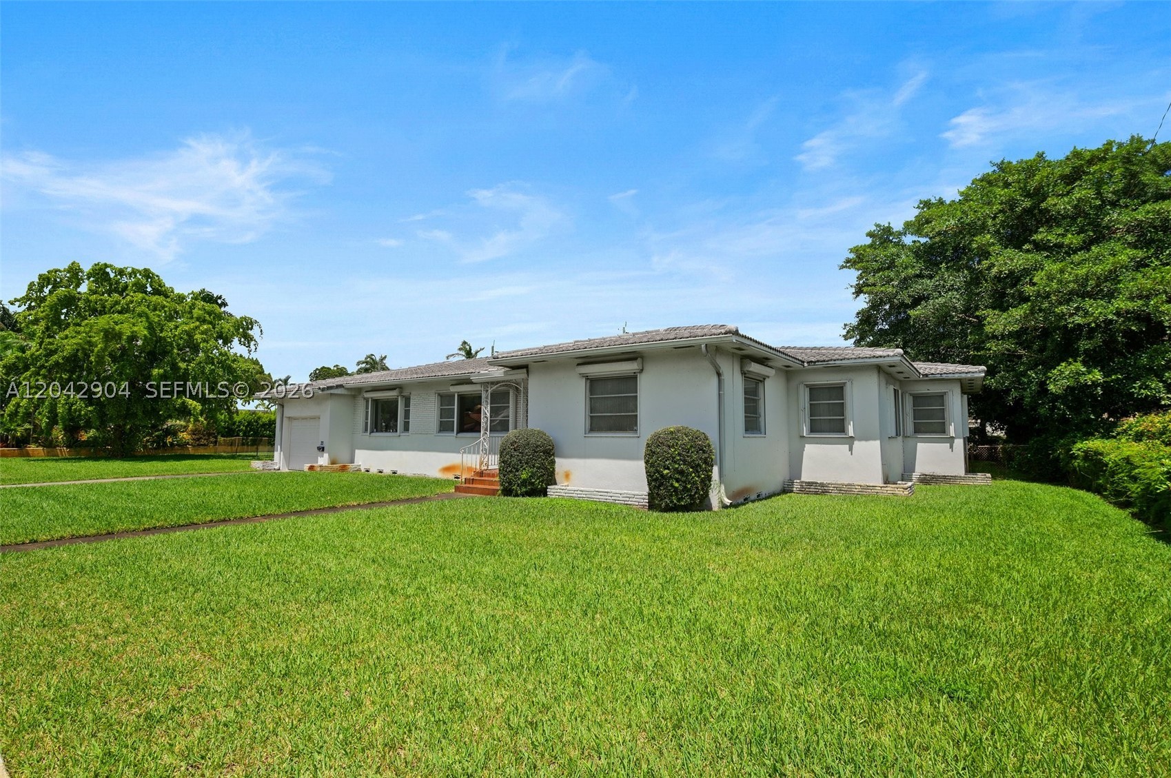 DANIA HEIGHTS - Residential