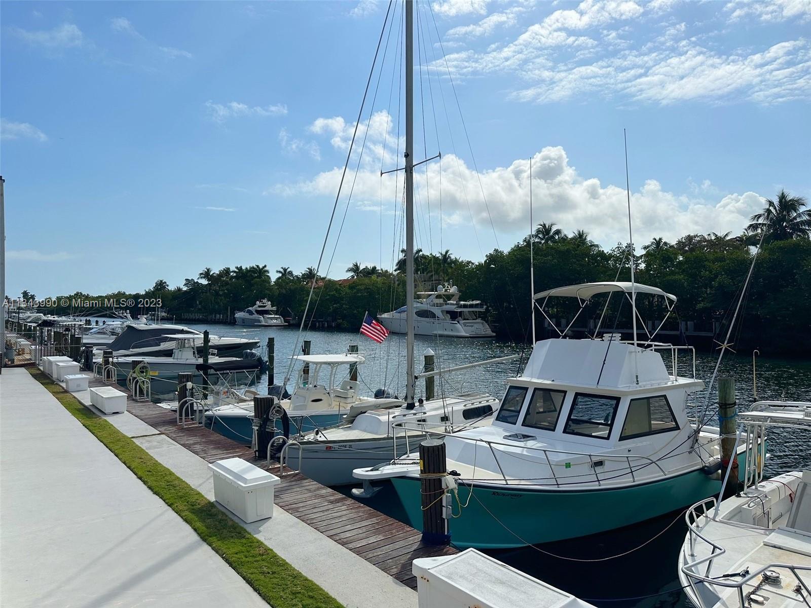 WATERS EDGE OF CORAL GABL - Residential