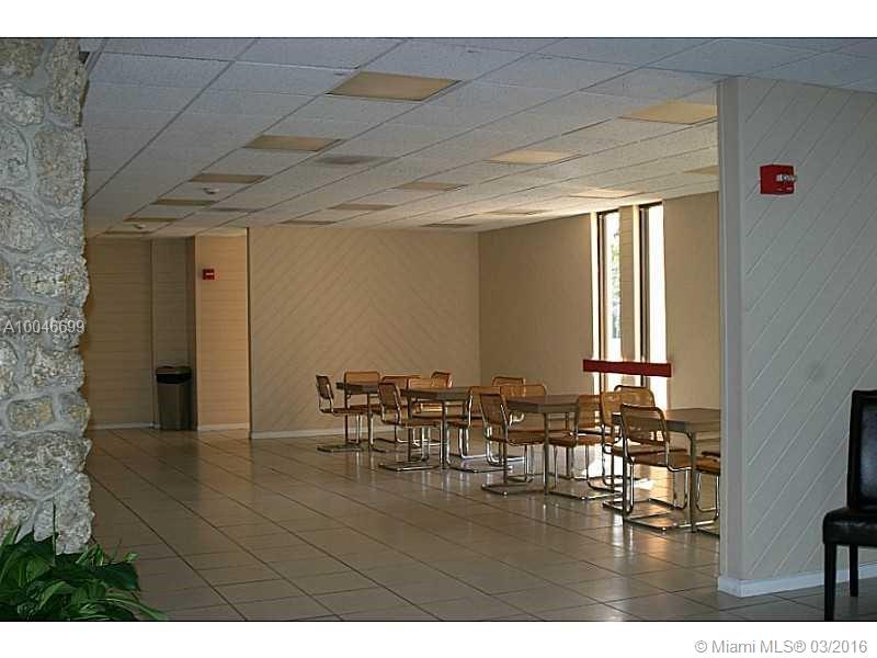 Horizons West Condo 08 - Residential Lease