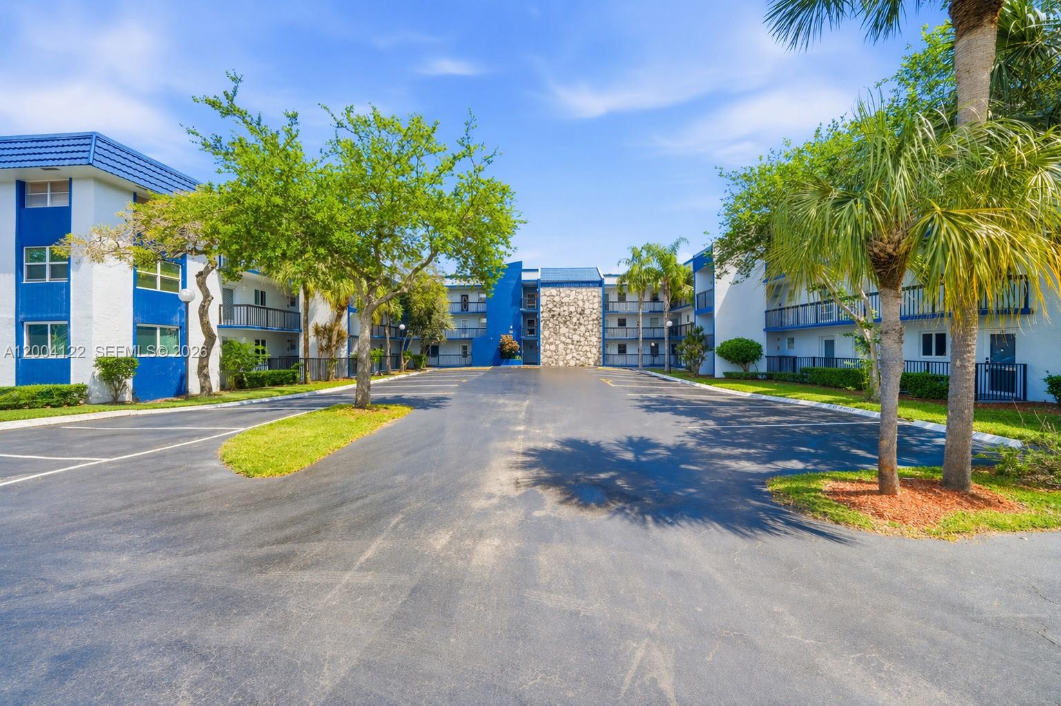 HOLIDAY SPRINGS VILLAGE 1 - Residential
