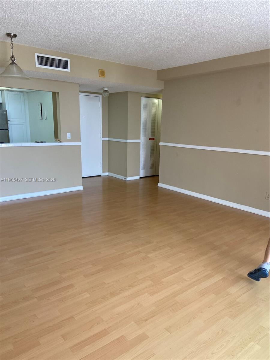 SAILBOAT CAY CONDO - Residential