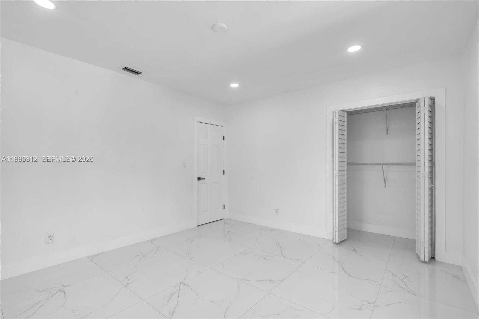 IRONS MANOR HIGH PINE ADD - Residential