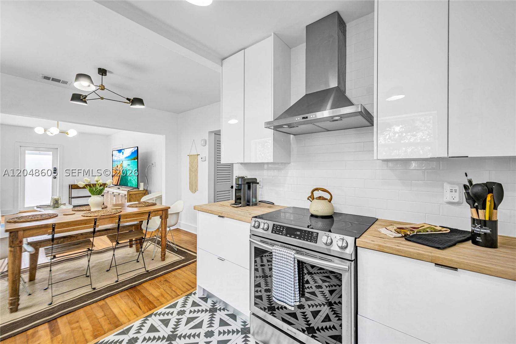 CHURCHILL ESTATES - Residential