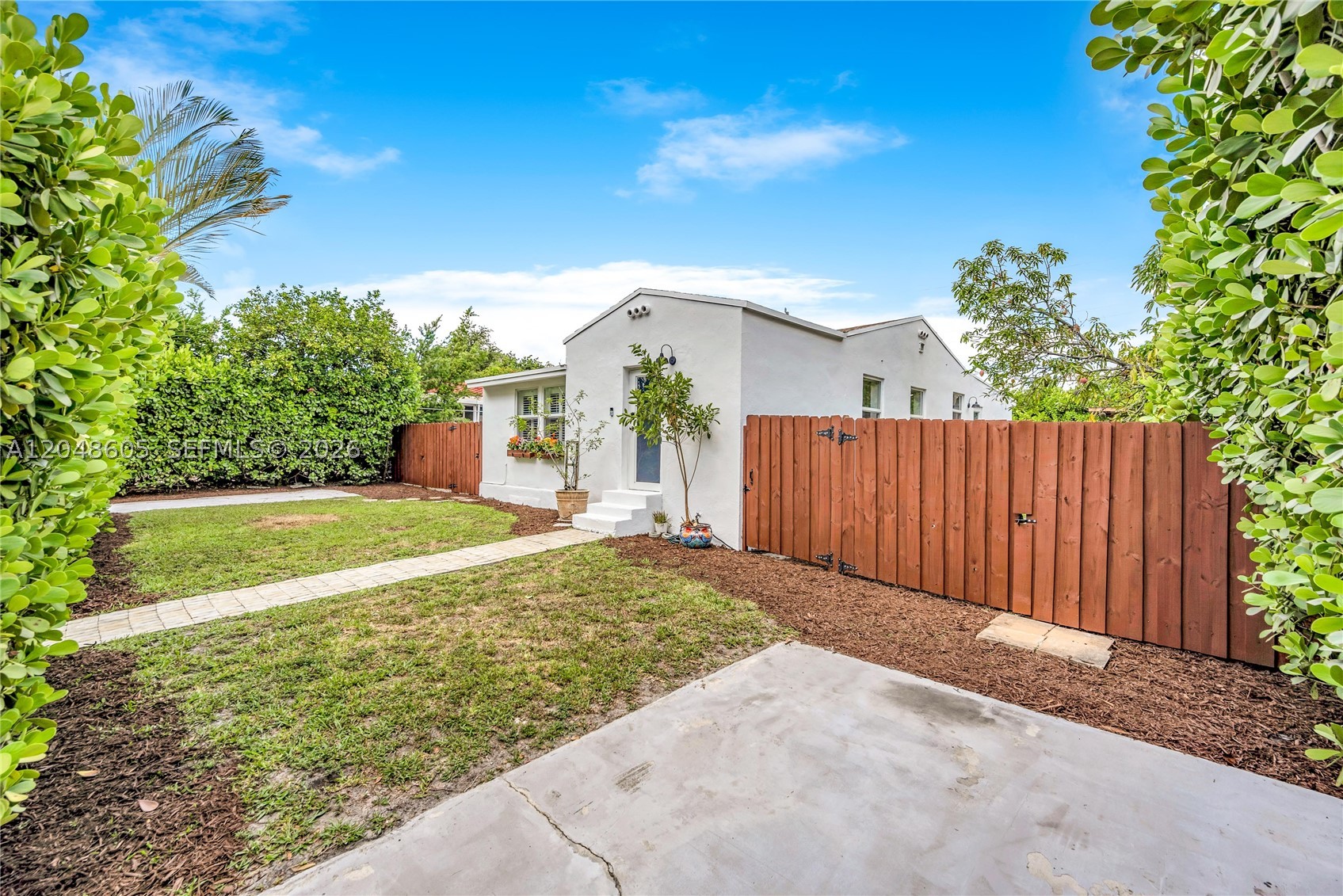 CHURCHILL ESTATES - Residential