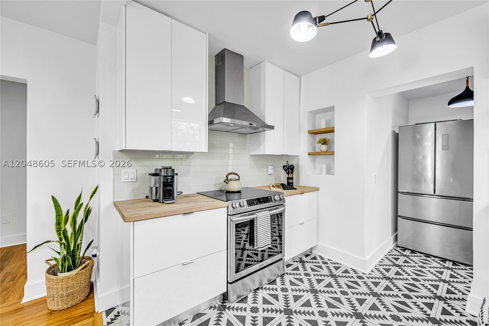 CHURCHILL ESTATES - Residential