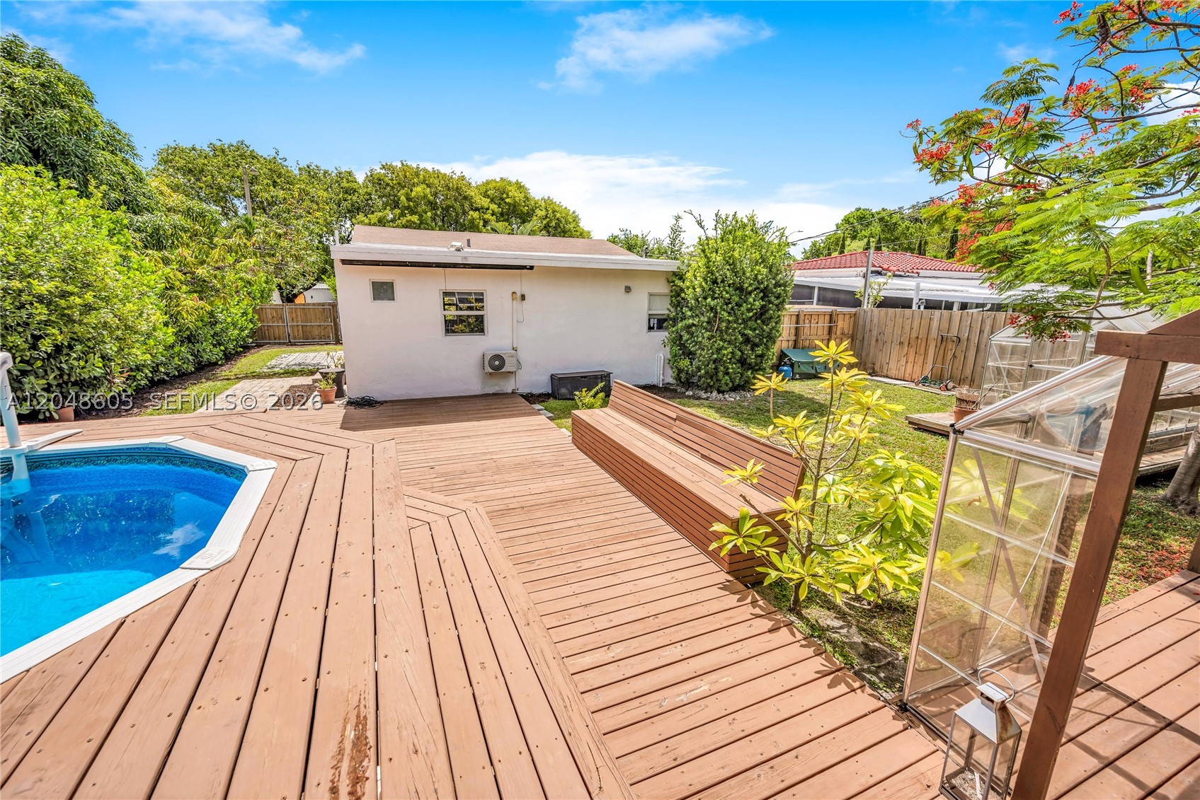CHURCHILL ESTATES - Residential