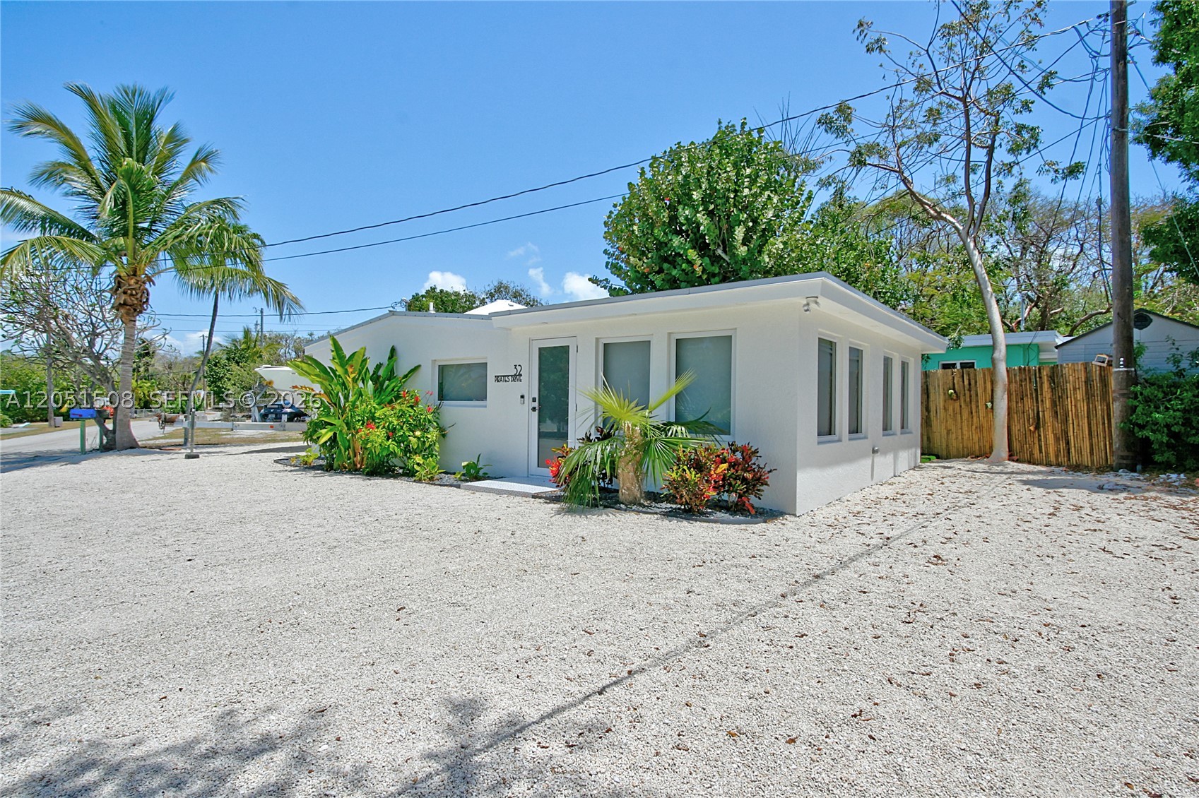 PIRATES COVE - Residential
