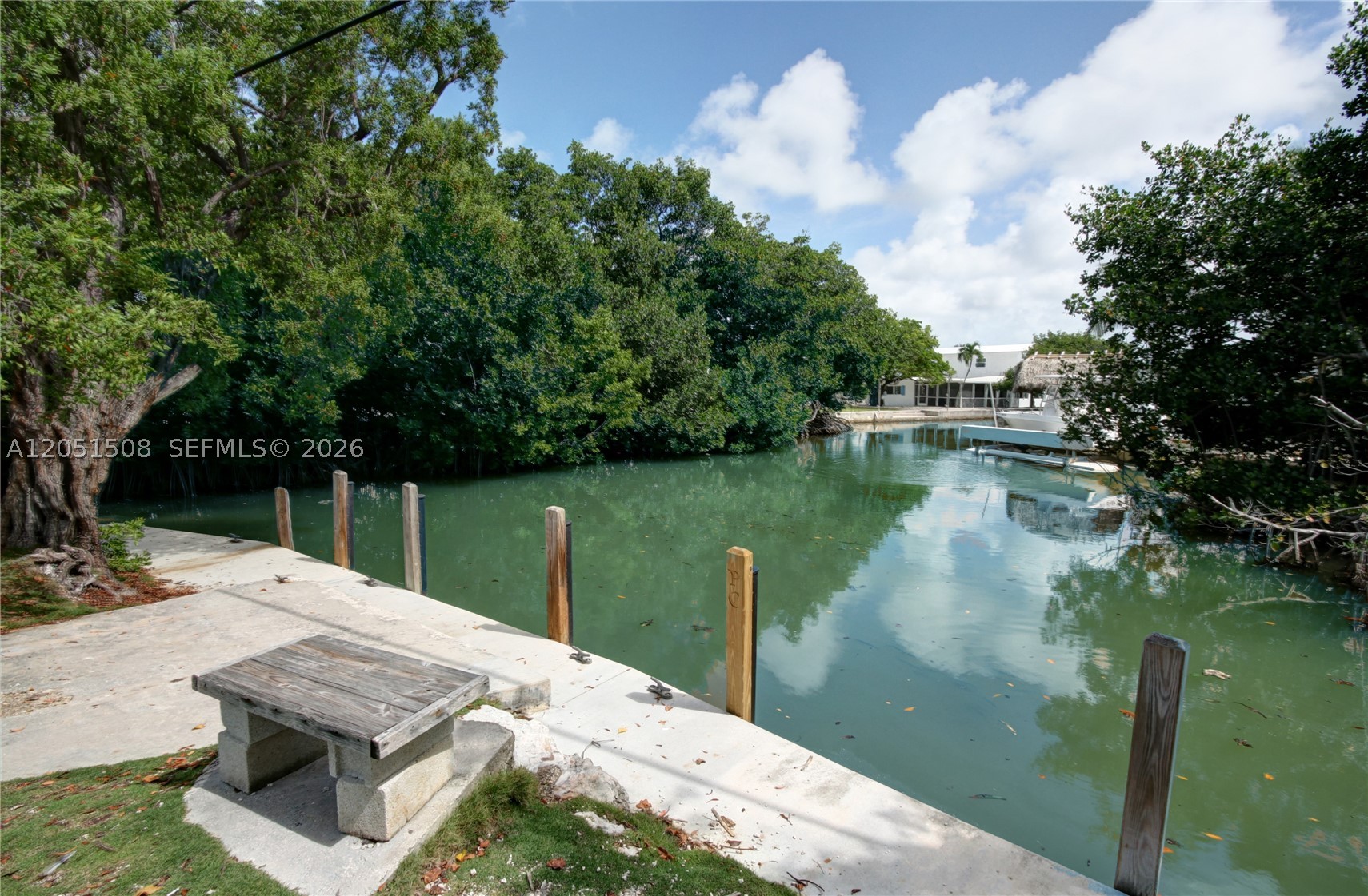 PIRATES COVE - Residential