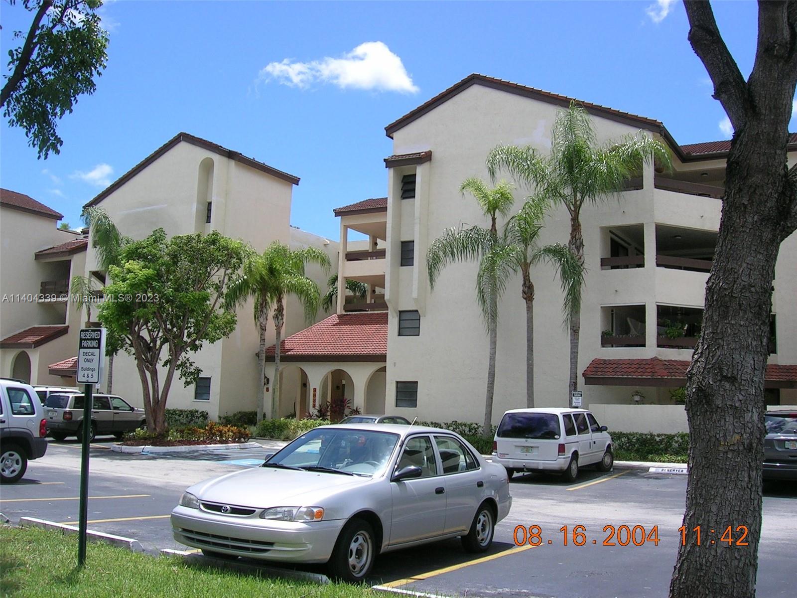 KENLAND WALK CONDO III - Residential Lease