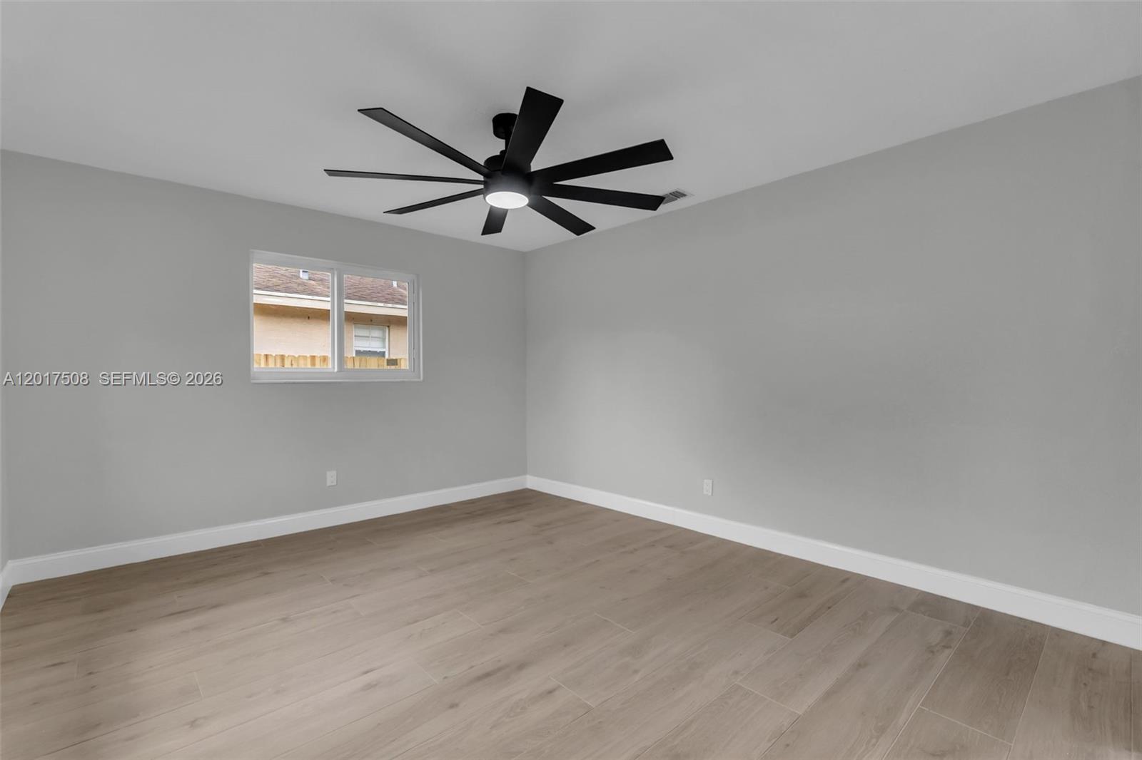 PINE CREST SUB DELRAY - Residential
