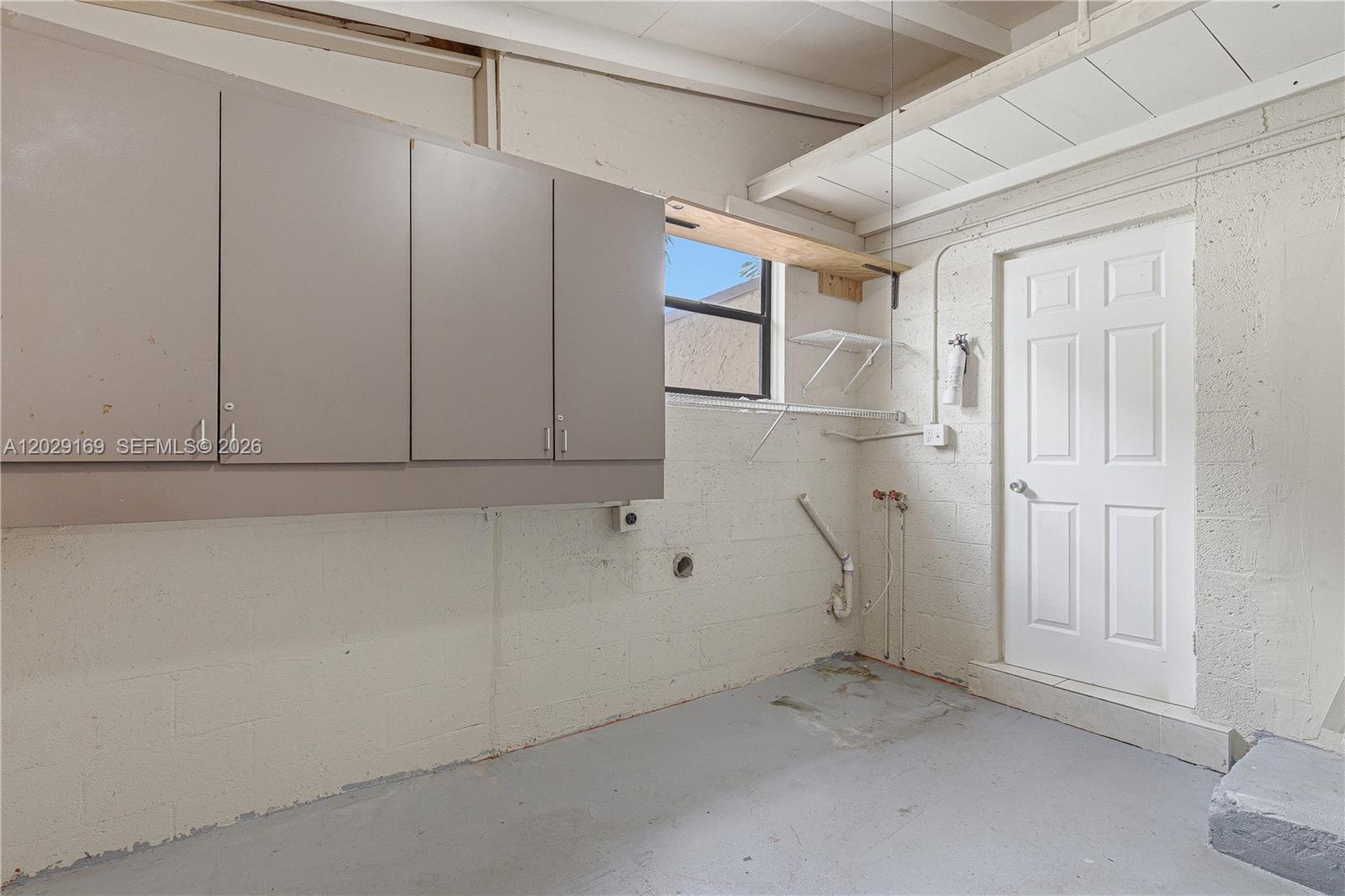 LAUDERDALE ISLES NO 2-RES - Residential
