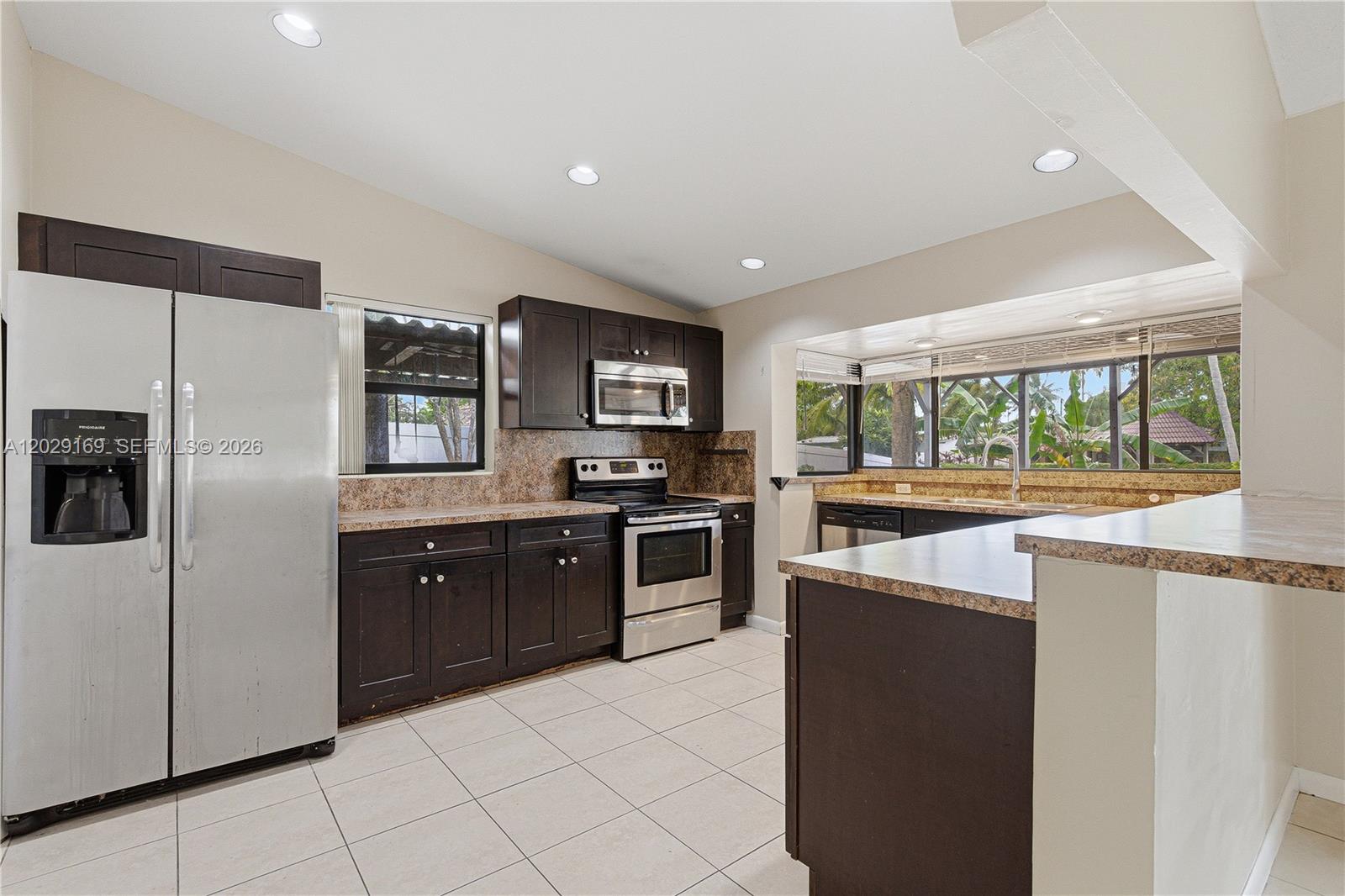 LAUDERDALE ISLES NO 2-RES - Residential