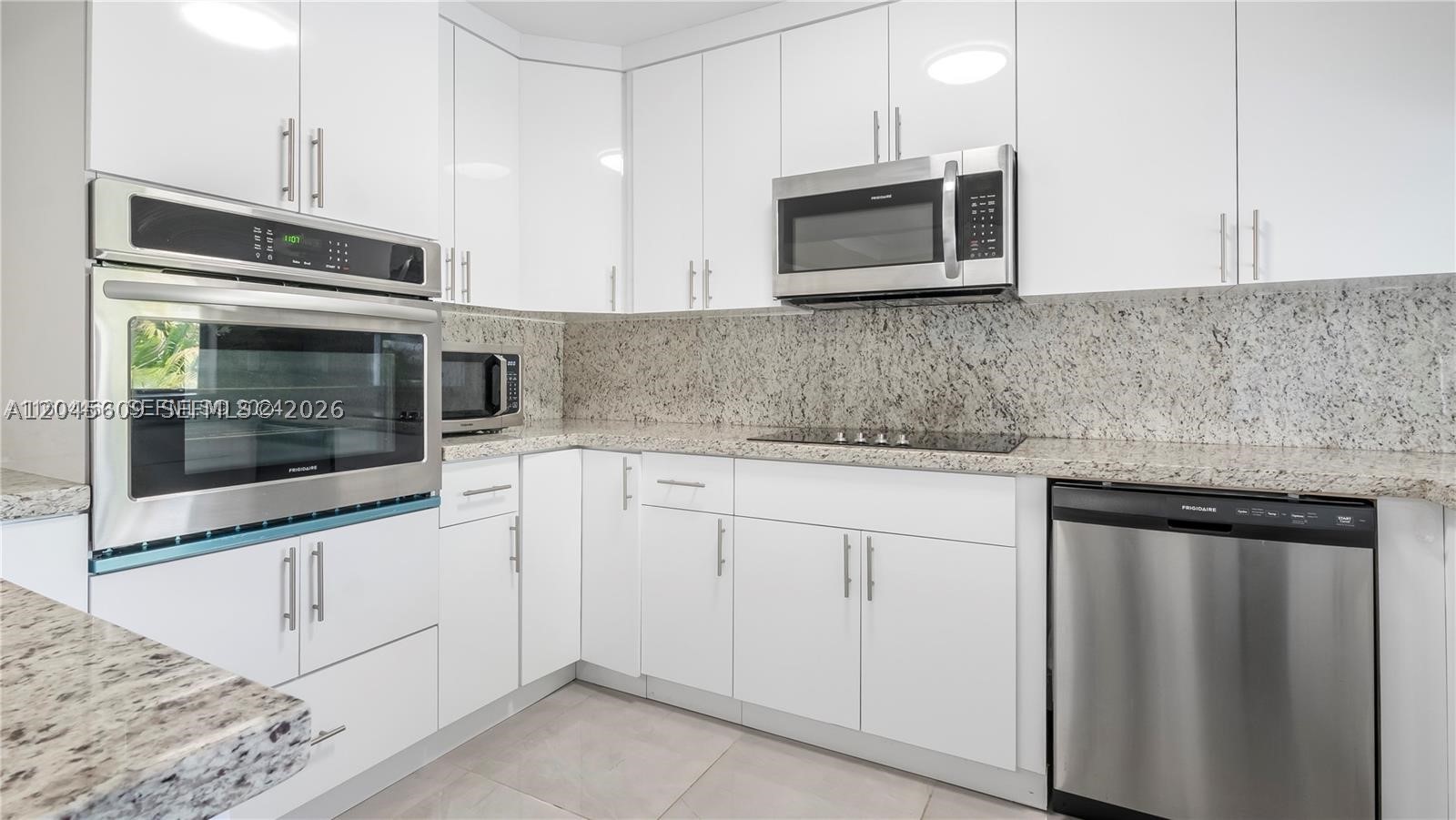CORAL RIDGE ISLES - Residential Lease
