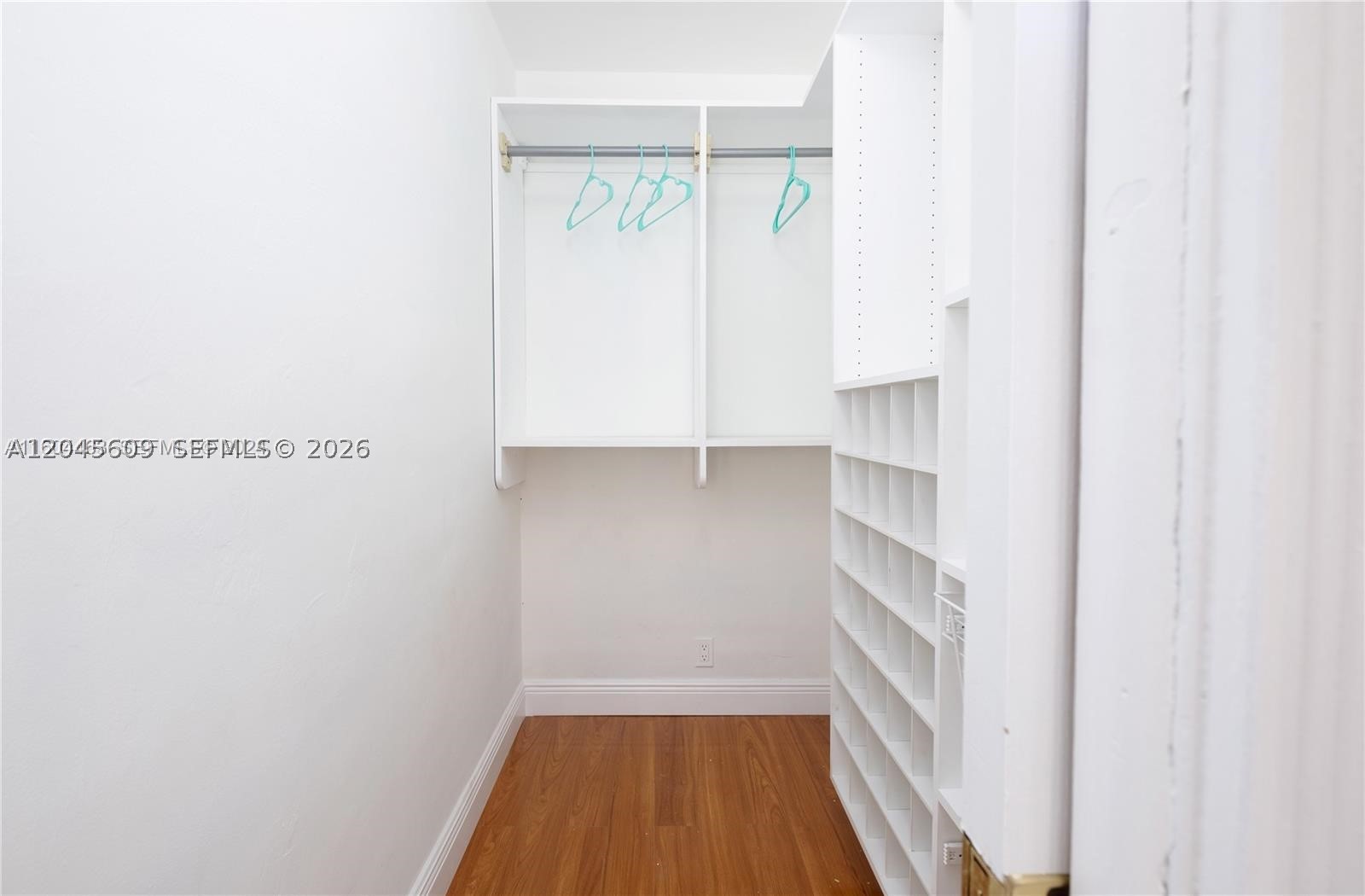 CORAL RIDGE ISLES - Residential Lease