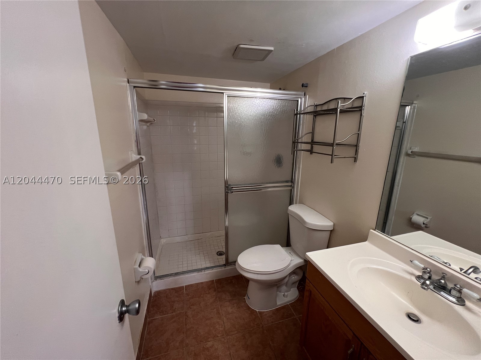 PALM PLACE CONDO - Residential Lease