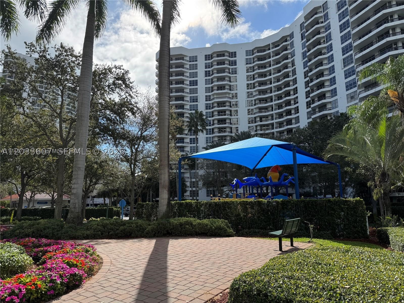 MYSTIC POINTE TOWER 500 - Residential