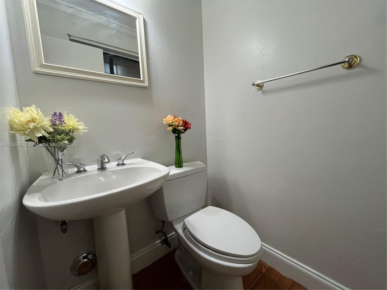 FAIRWAYS OF SUNRISE - Residential Lease