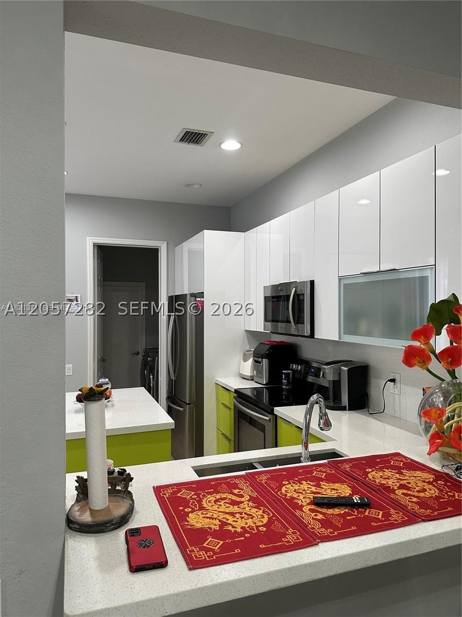 THREE ISLANDS 3RD SECTION - Residential