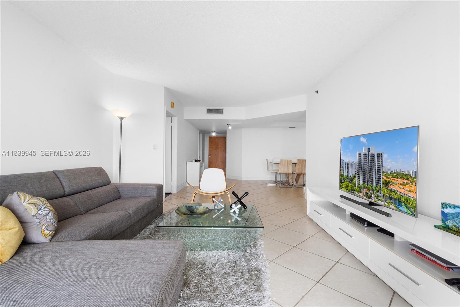 HARBOR TWS AT THE WATERWA - Residential