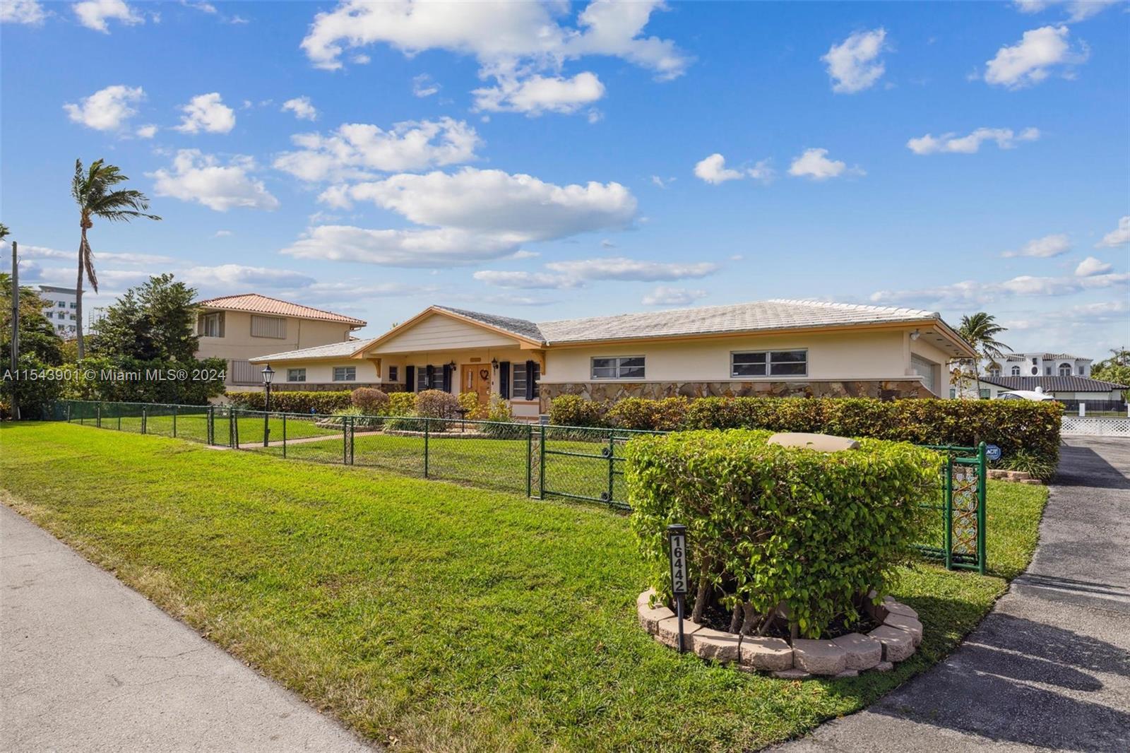 EASTERN SHORES - Residential