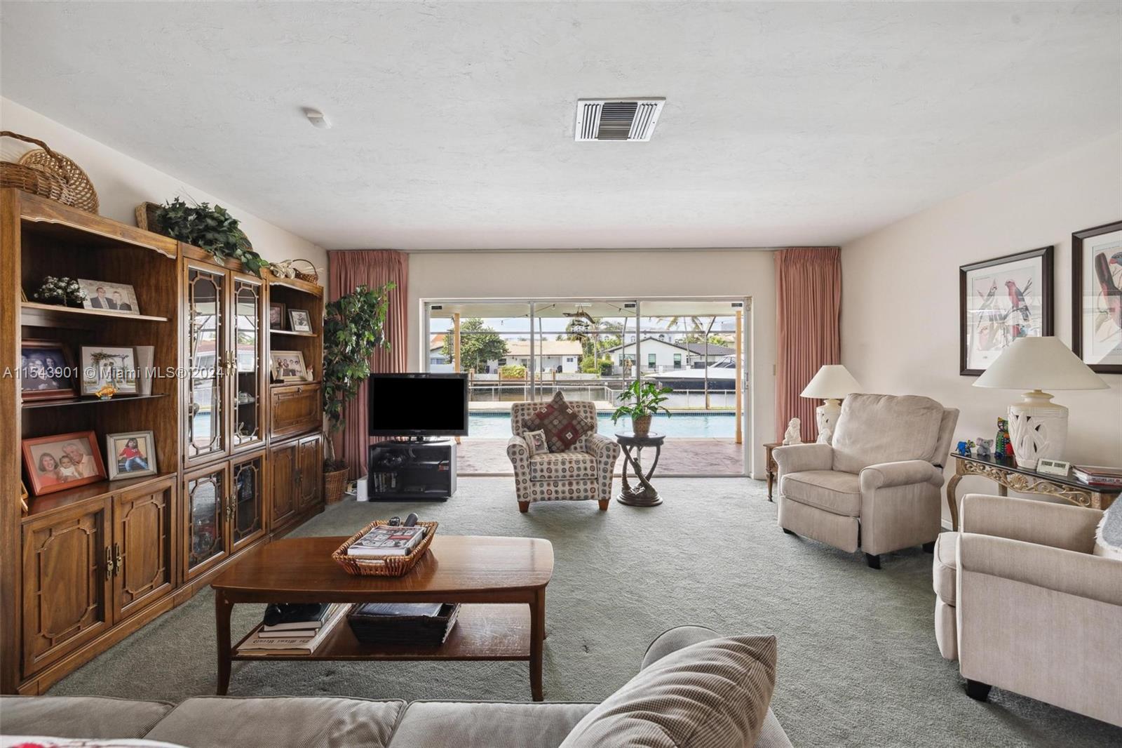 EASTERN SHORES - Residential