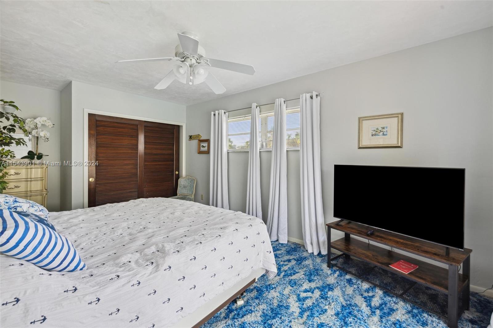 EASTERN SHORES - Residential
