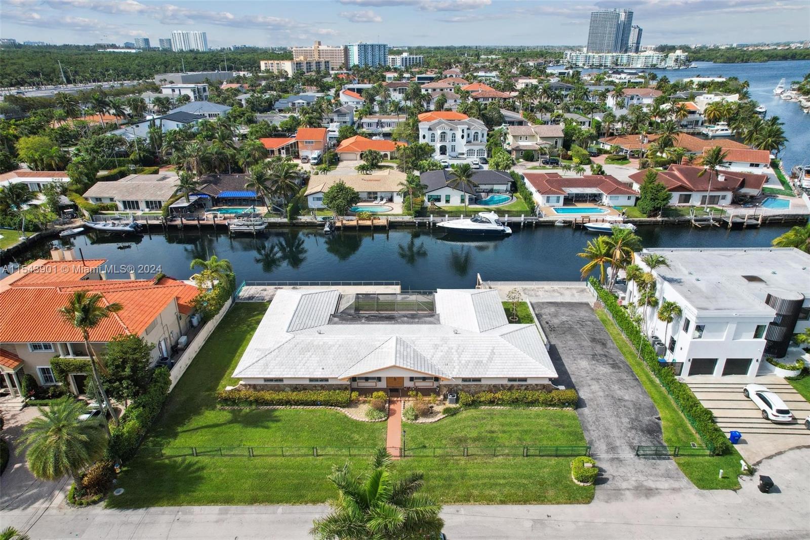 EASTERN SHORES - Residential