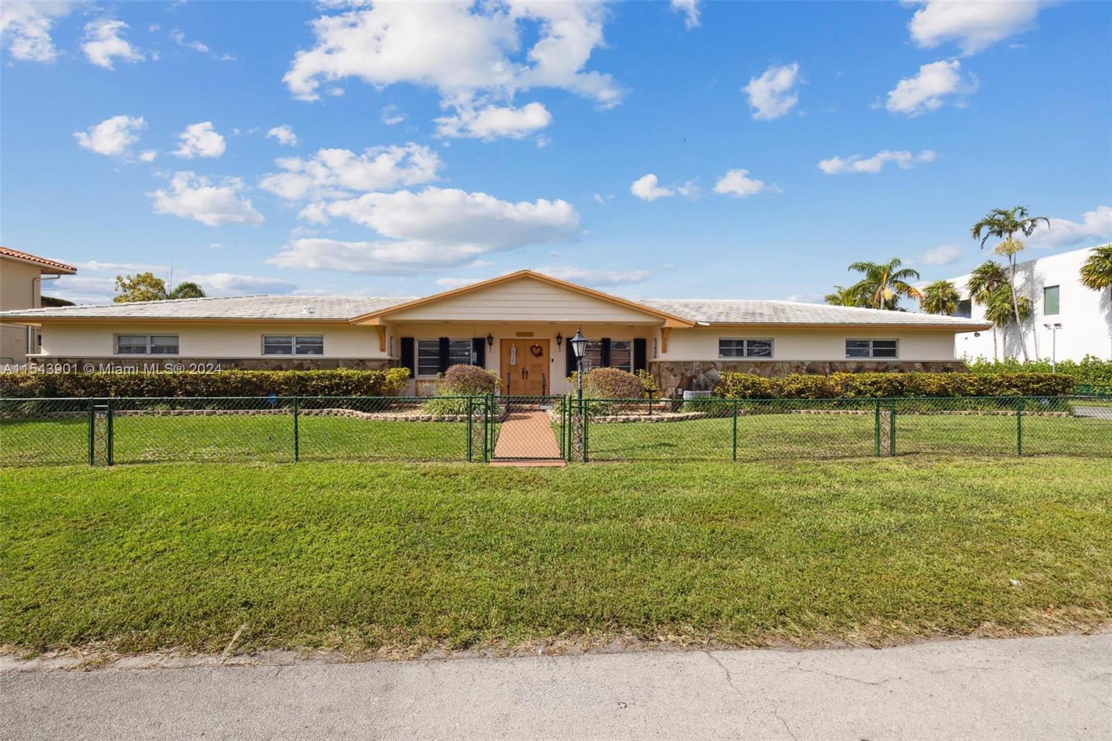 EASTERN SHORES - Residential