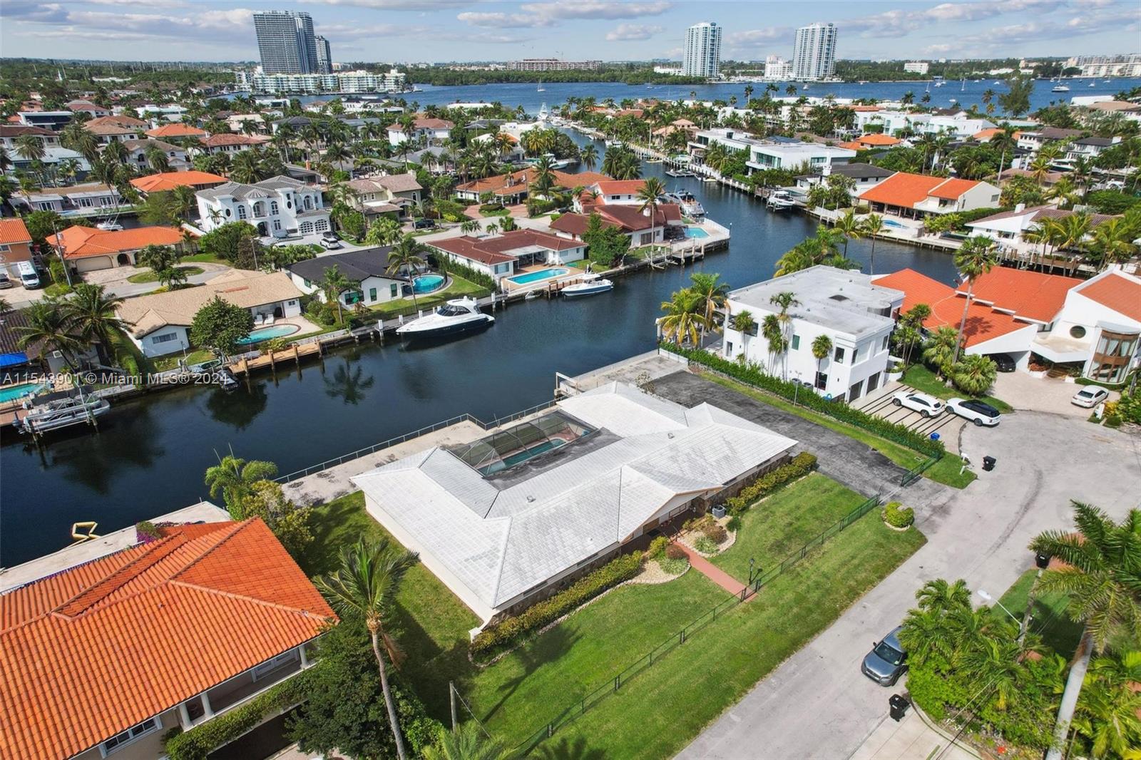 EASTERN SHORES - Residential