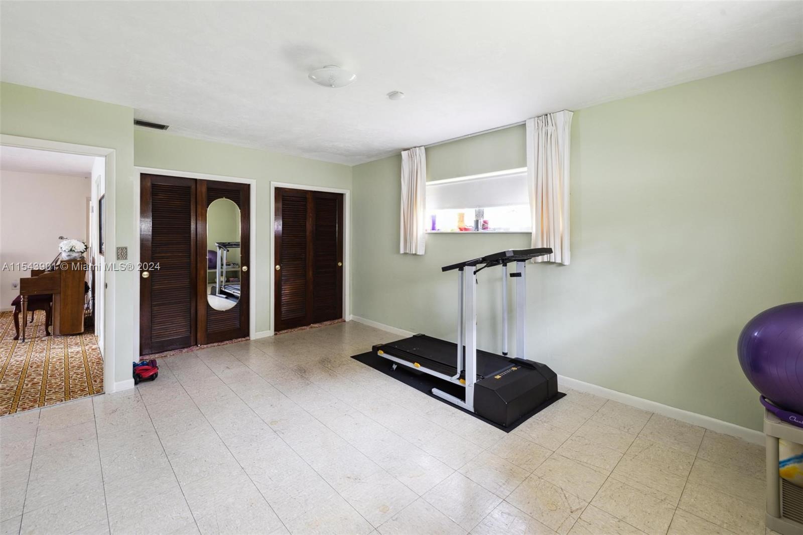 EASTERN SHORES - Residential
