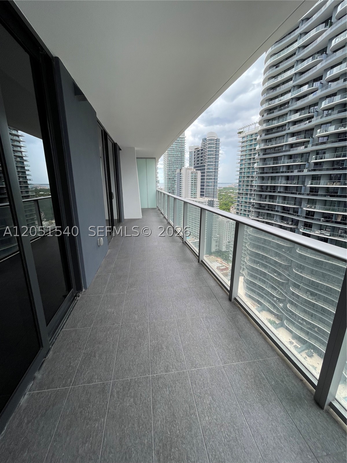 1010 BRICKELL CONDO - Residential Lease