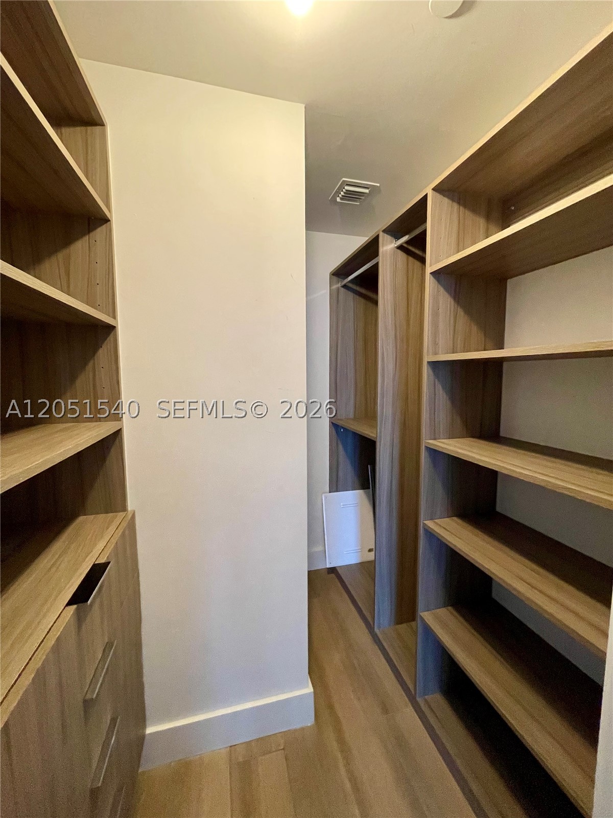 1010 BRICKELL CONDO - Residential Lease