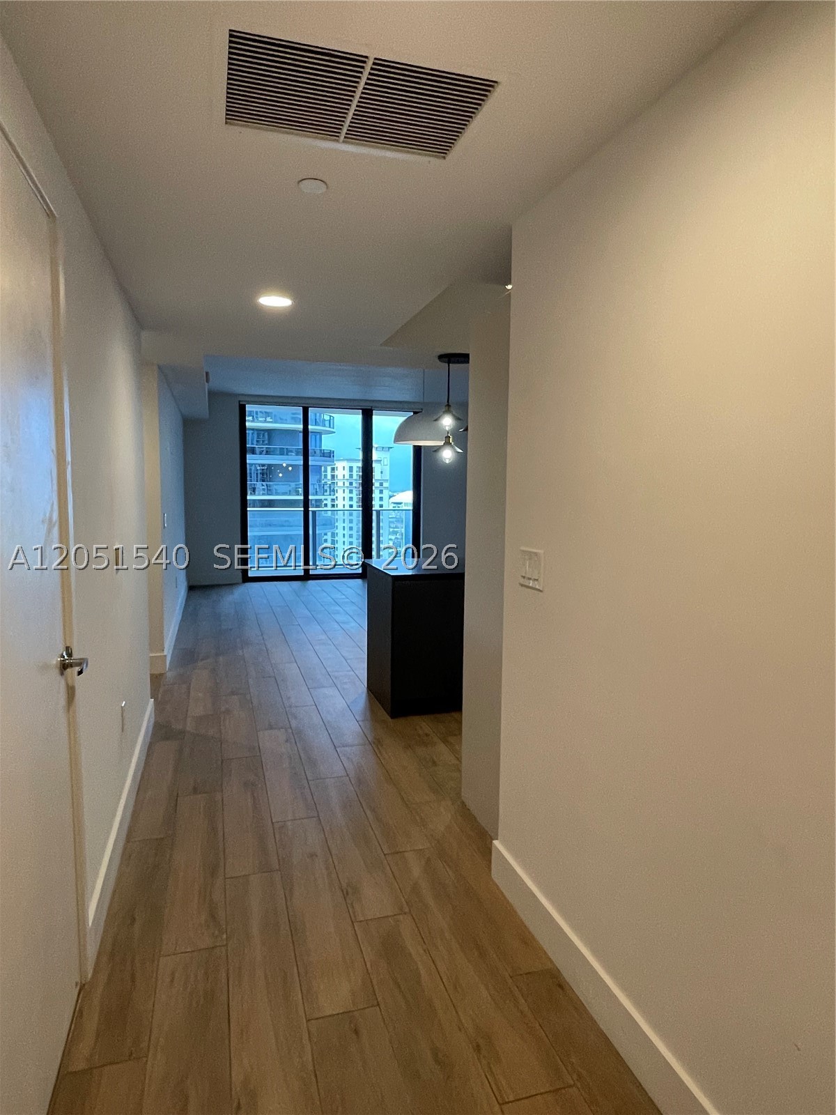 1010 BRICKELL CONDO - Residential Lease