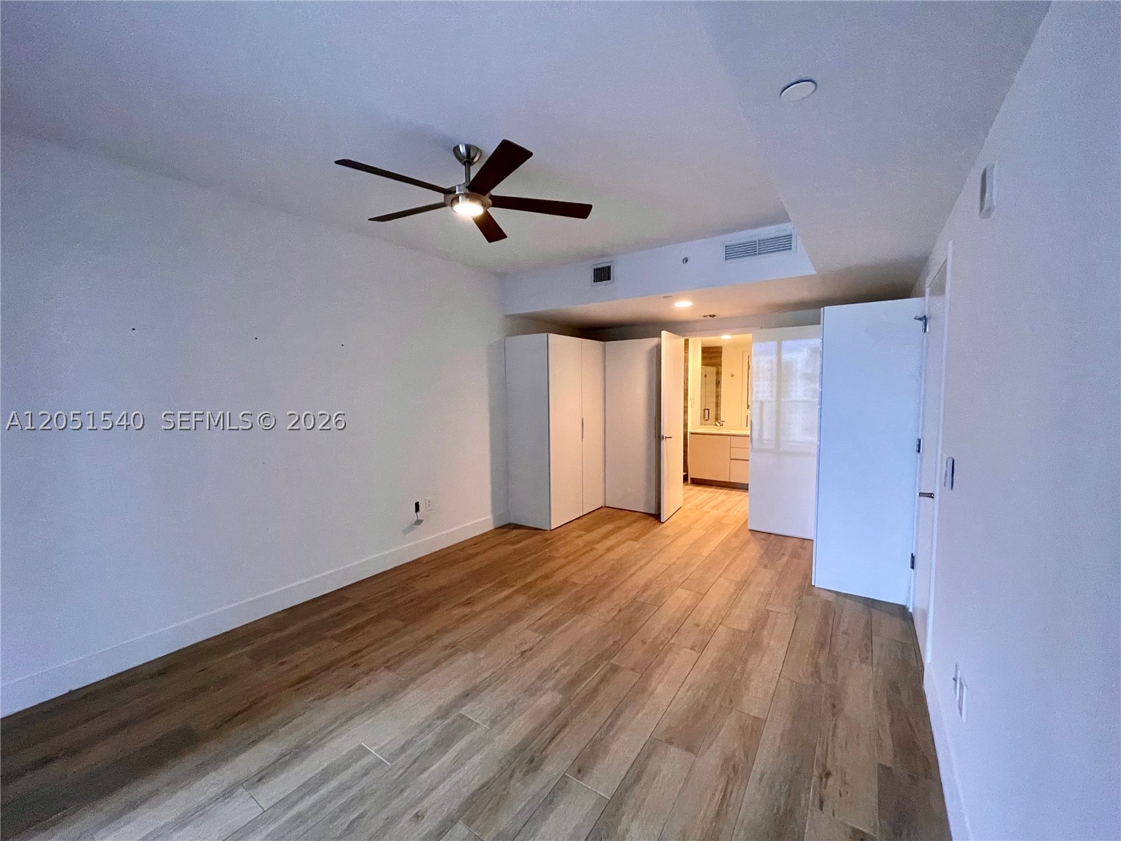 1010 BRICKELL CONDO - Residential Lease