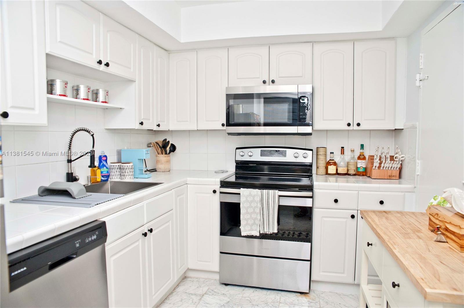 COASTAL TOWERS CONDO - Residential