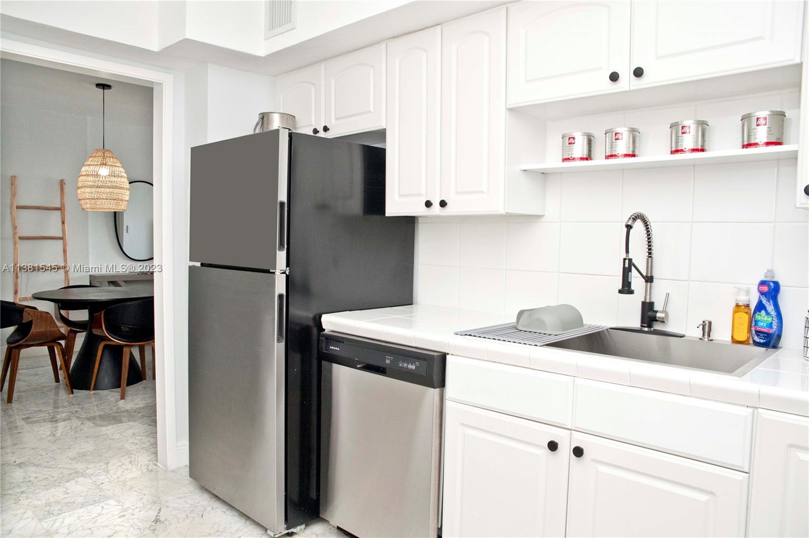 COASTAL TOWERS CONDO - Residential