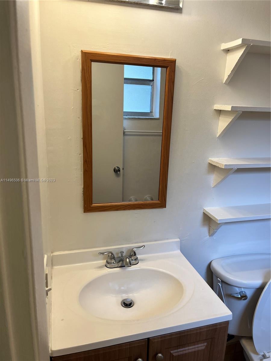 NORTH HOLLYWOOD - Residential Lease