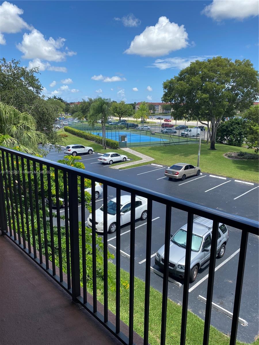 KINGSLEY AT CENTURY VILLA - Residential Lease