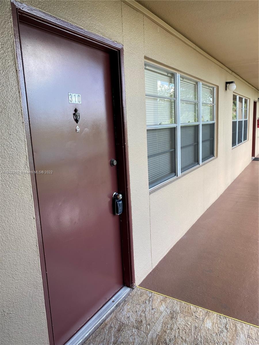 KINGSLEY AT CENTURY VILLA - Residential Lease