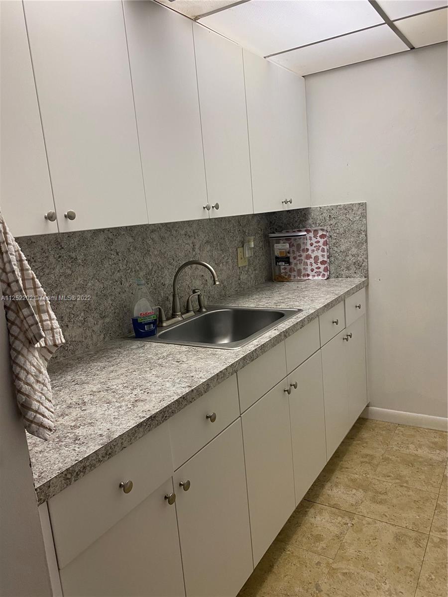 KINGSLEY AT CENTURY VILLA - Residential Lease